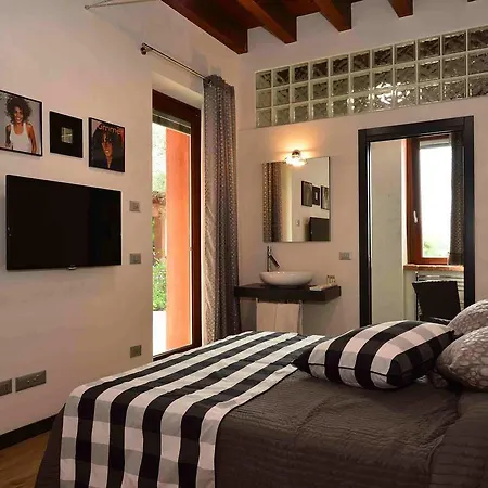 Bed & Breakfast Bebdoremi Desenzano del Garda