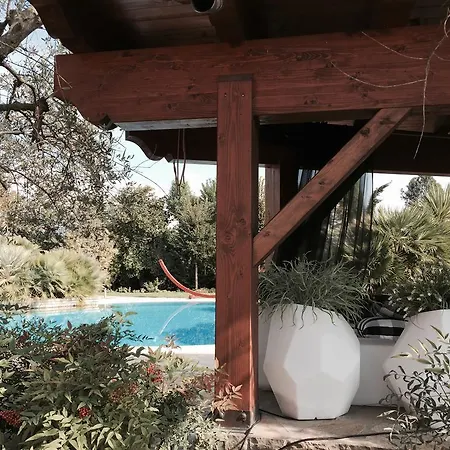 לינה וארוחת בוקר Doremi Bb Foresteria 4*