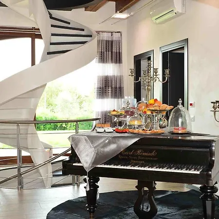 לינה וארוחת בוקר Doremi Bb Foresteria דסנזאנו דל גארדה