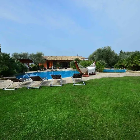 Doremi Bb Foresteria לינה וארוחת בוקר 4*